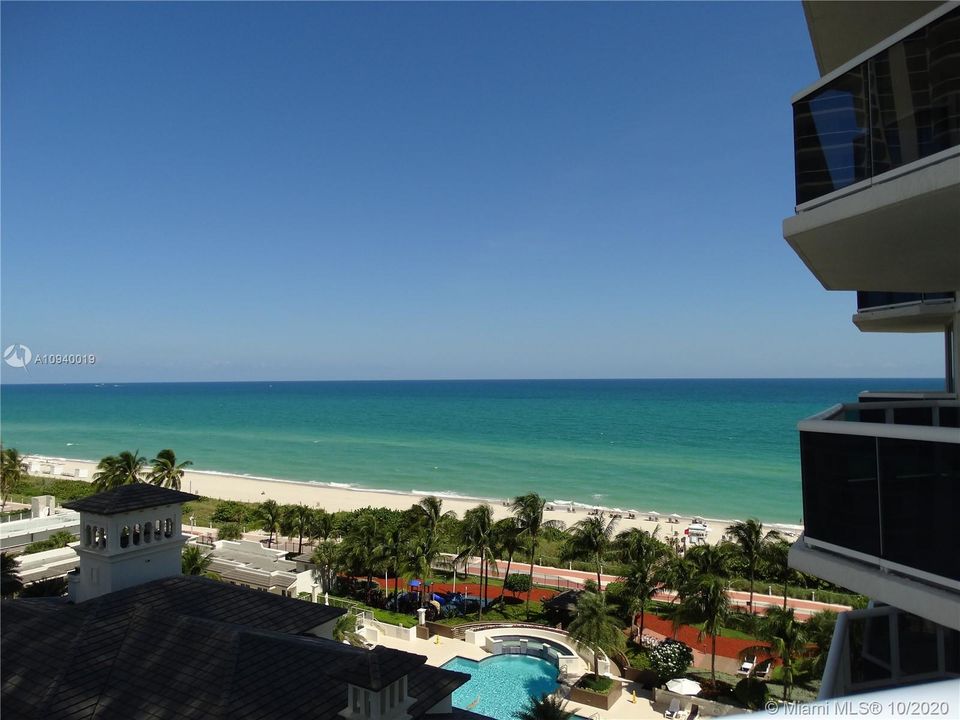 Recently Sold: $950,000 (2 beds, 2 baths, 1550 Square Feet)