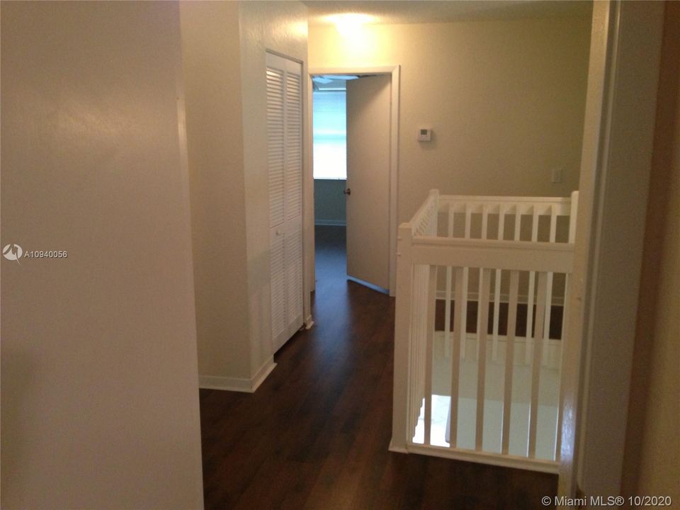 Recientemente alquilado: $2,700 (4 camas, 2 baños, 2238 Pies cuadrados)