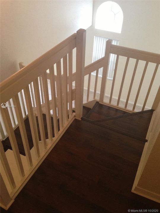 Recientemente alquilado: $2,700 (4 camas, 2 baños, 2238 Pies cuadrados)