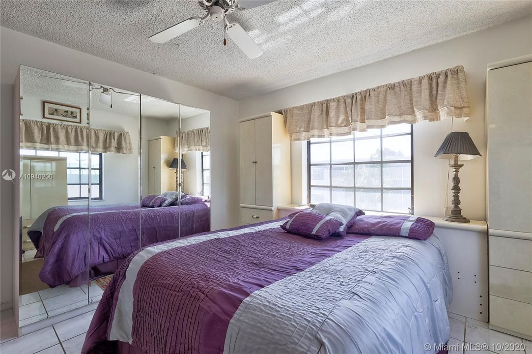 Vendido Recientemente: $129,900 (1 camas, 1 baños, 667 Pies cuadrados)