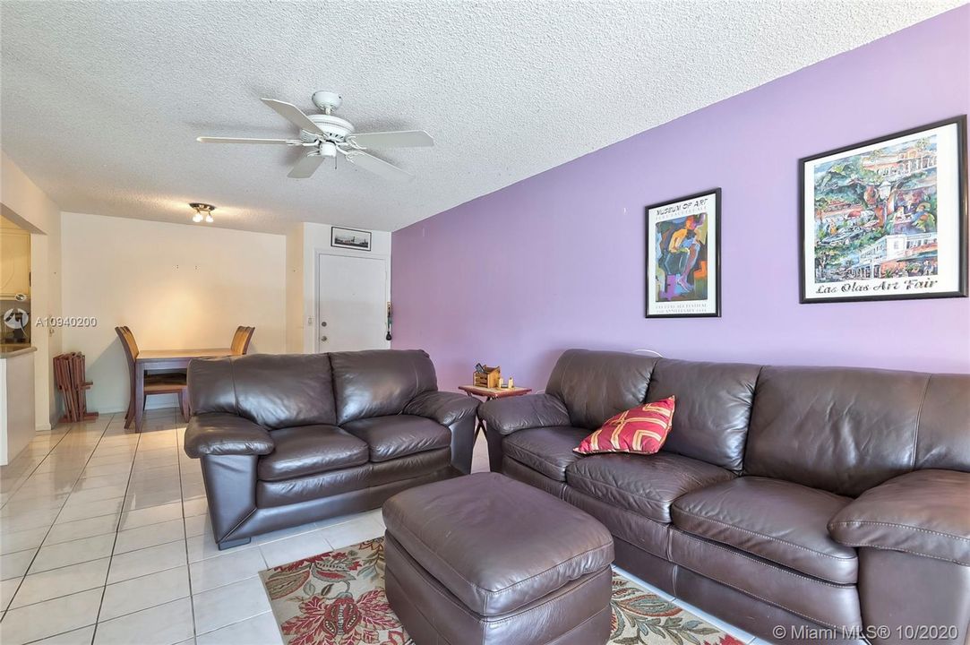 Vendido Recientemente: $129,900 (1 camas, 1 baños, 667 Pies cuadrados)