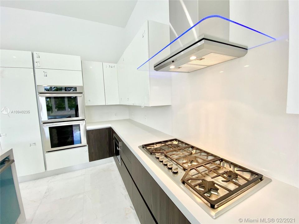 Recently Sold: $2,339,000 (7 beds, 7 baths, 0 Square Feet)