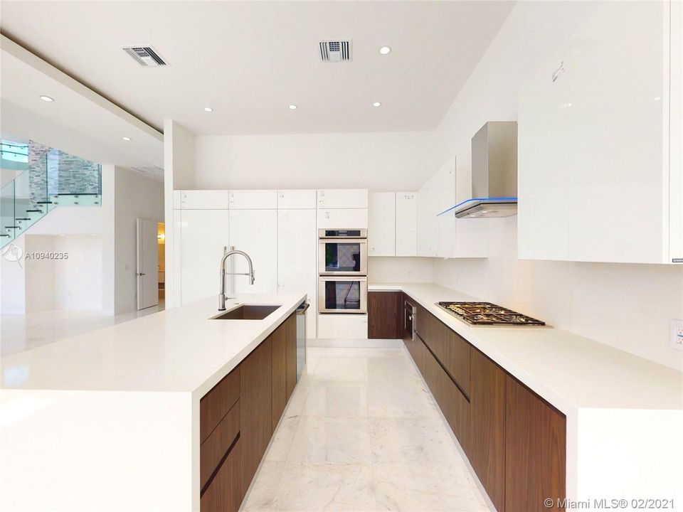 Recently Sold: $2,339,000 (7 beds, 7 baths, 0 Square Feet)