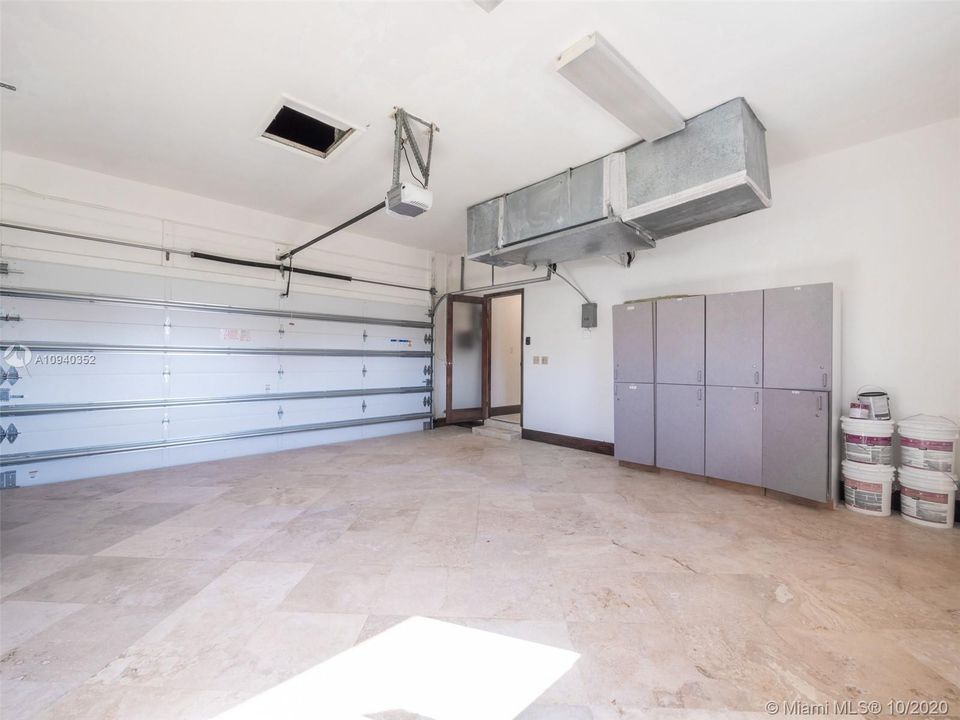 Recently Sold: $1,895,000 (4 beds, 4 baths, 3581 Square Feet)