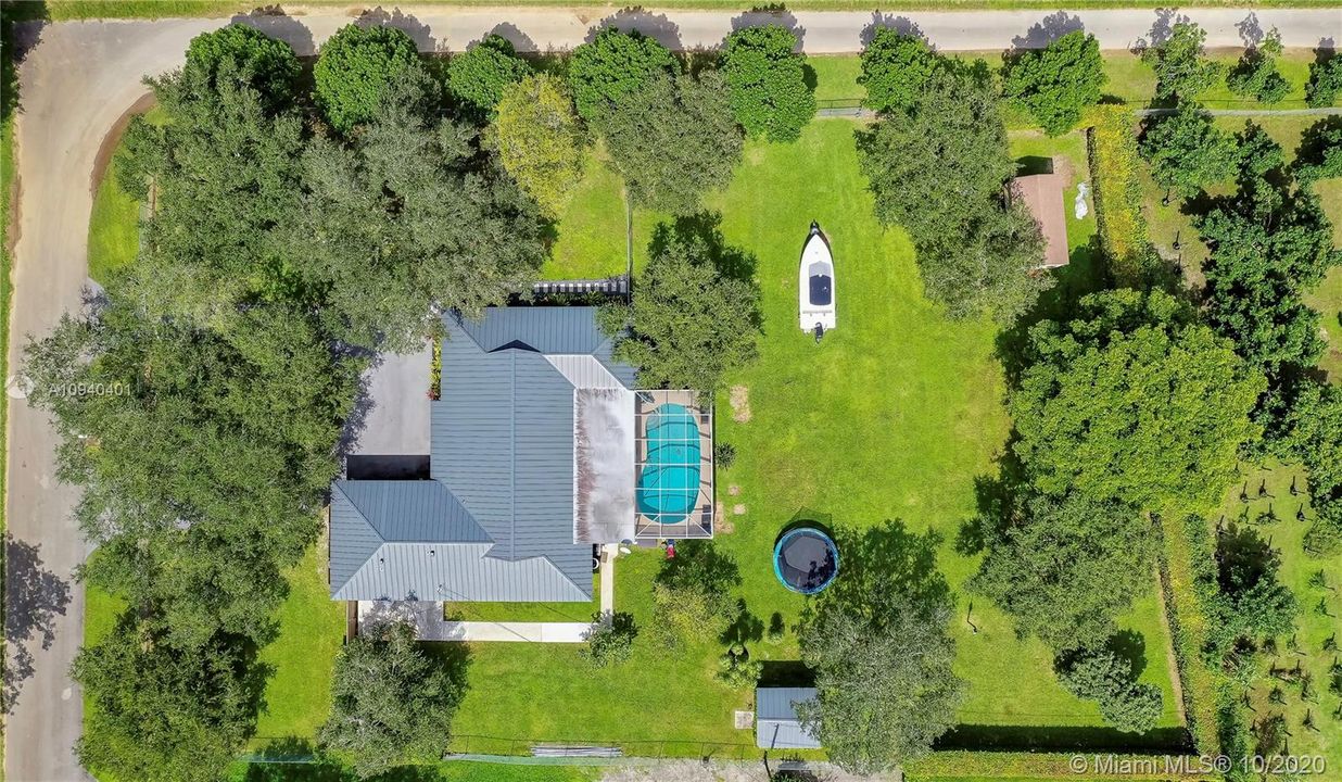 Vendido Recientemente: $538,000 (4 camas, 3 baños, 2152 Pies cuadrados)