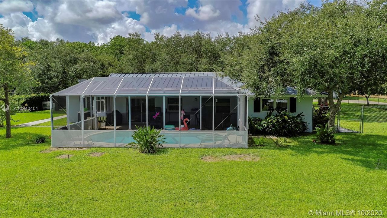 Vendido Recientemente: $538,000 (4 camas, 3 baños, 2152 Pies cuadrados)