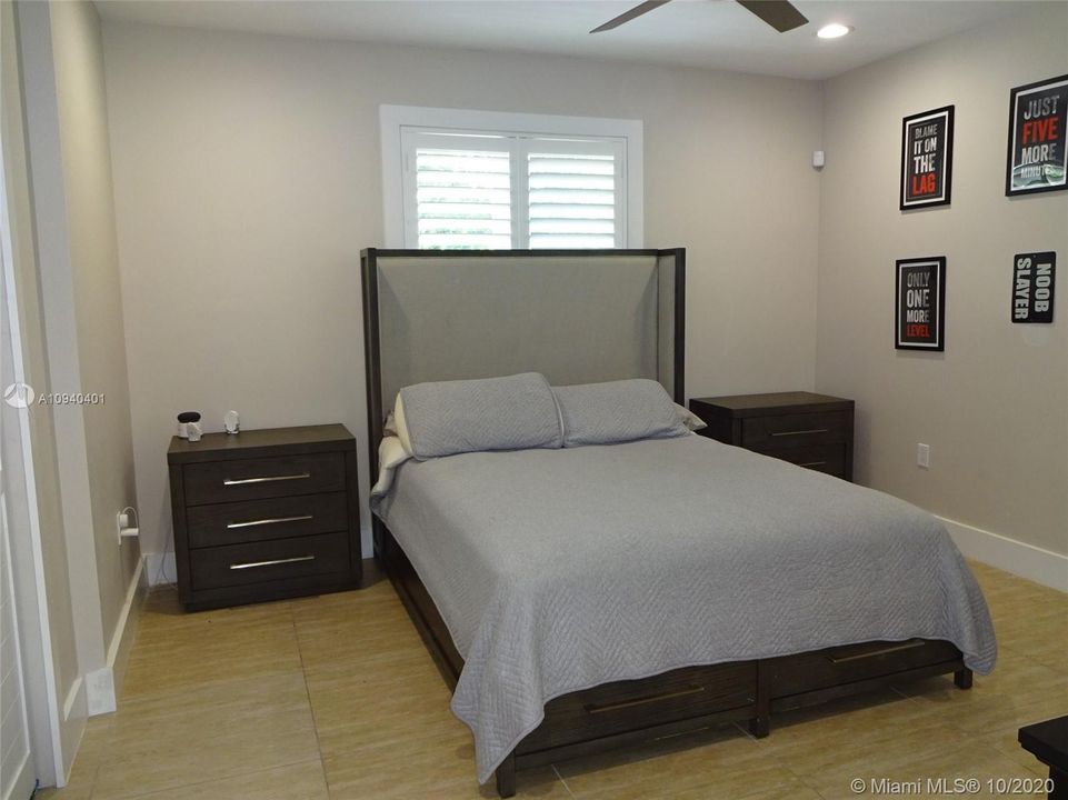 Vendido Recientemente: $538,000 (4 camas, 3 baños, 2152 Pies cuadrados)
