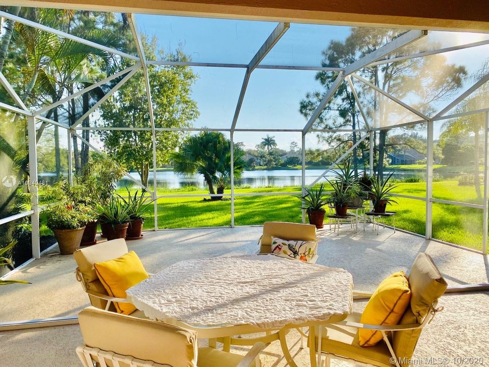 Recently Sold: $485,000 (4 beds, 2 baths, 2200 Square Feet)