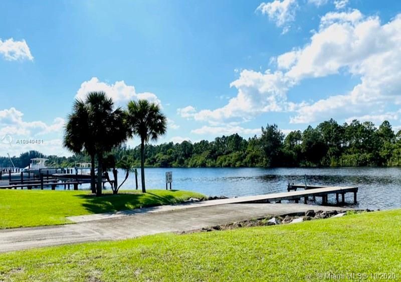 Recently Sold: $485,000 (4 beds, 2 baths, 2200 Square Feet)