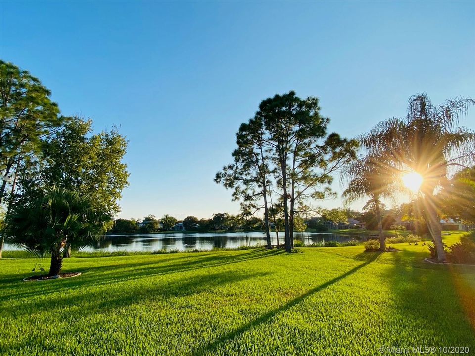 Recently Sold: $485,000 (4 beds, 2 baths, 2200 Square Feet)