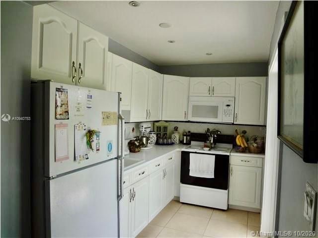 Recently Sold: $399,000 (3 beds, 2 baths, 1513 Square Feet)
