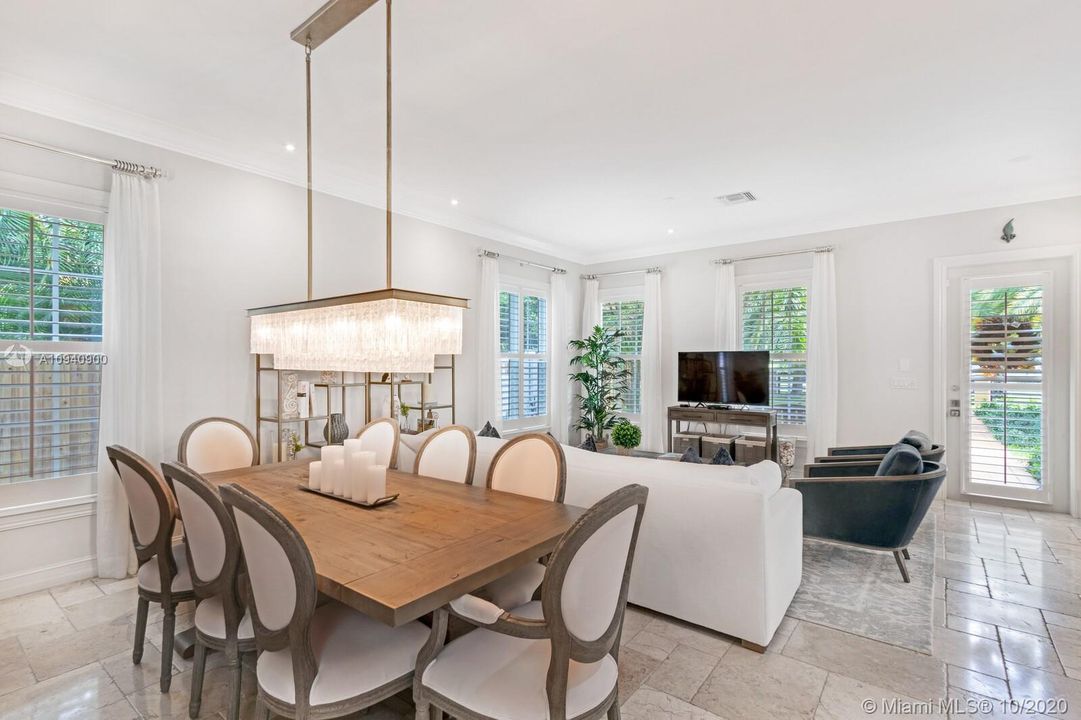 Recently Sold: $1,245,000 (4 beds, 3 baths, 3052 Square Feet)