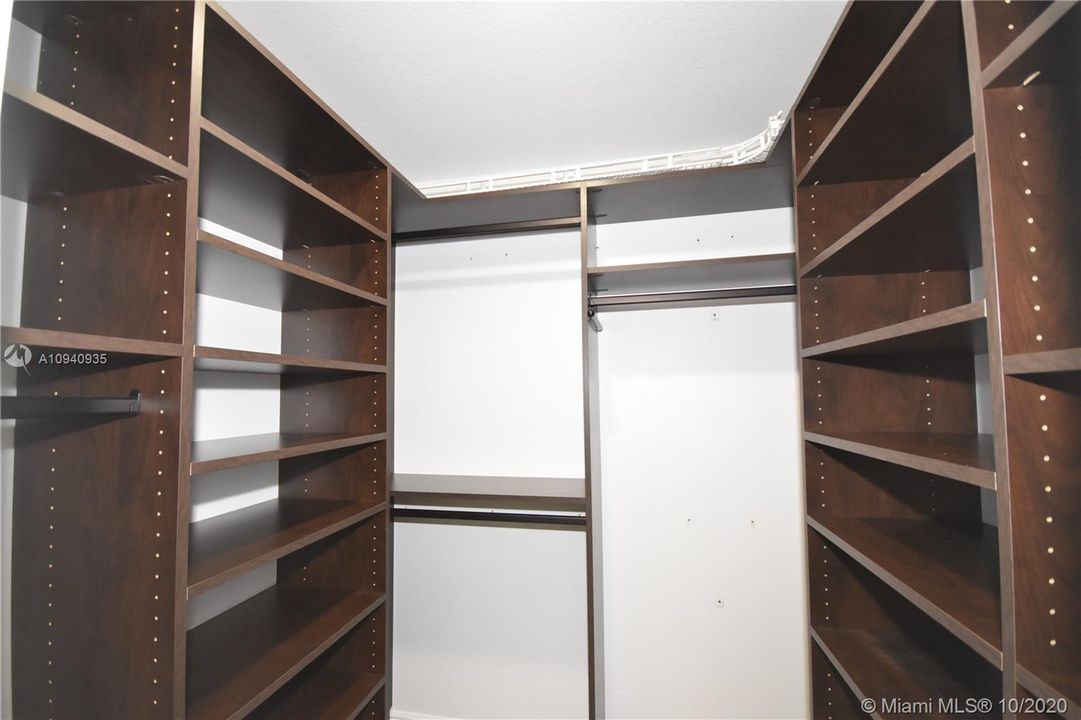 Master Built in Walkin Closet