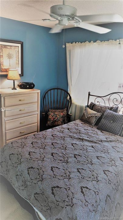 GUEST BEDROOM DRESSER