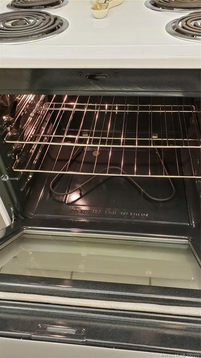 STOVE/OVEN