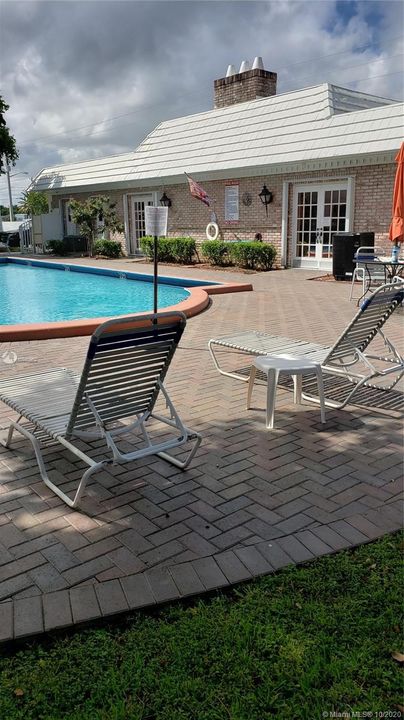 POOL AND CLUBHOUSE