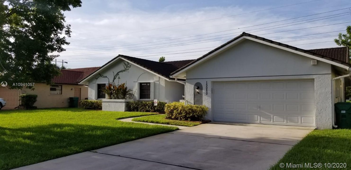 Recently Rented: $3,400 (4 beds, 2 baths, 2210 Square Feet)