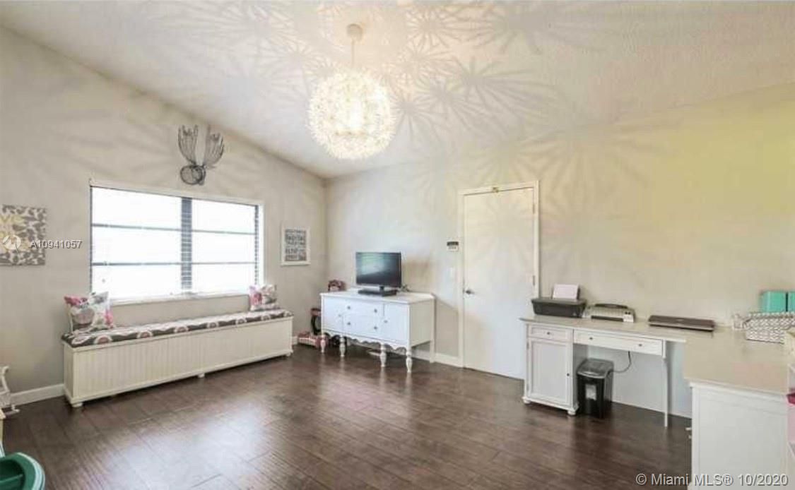 Recently Rented: $3,400 (4 beds, 2 baths, 2210 Square Feet)