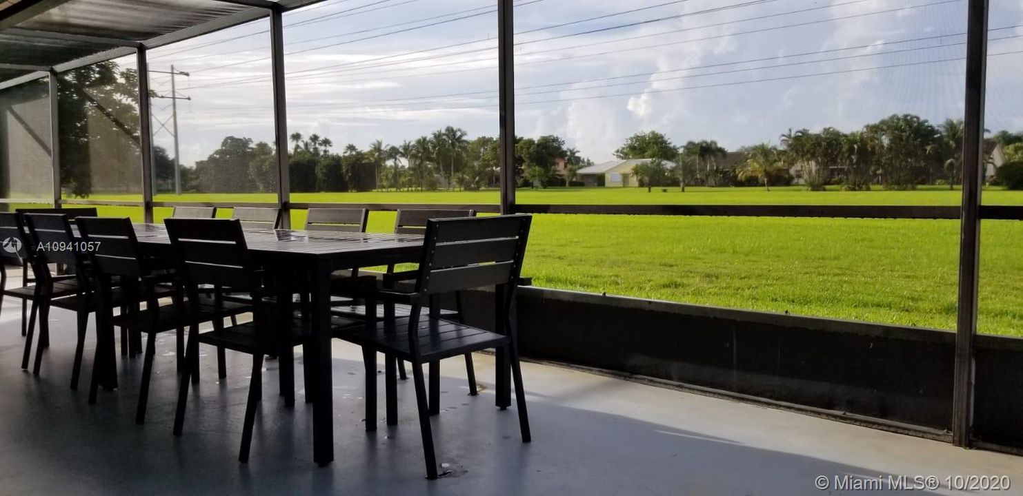 Recently Rented: $3,400 (4 beds, 2 baths, 2210 Square Feet)