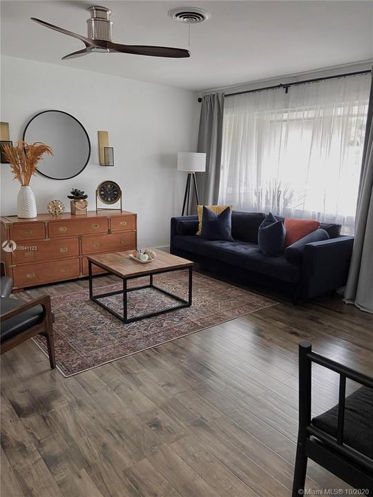 Recently Sold: $550,000 (4 beds, 2 baths, 2106 Square Feet)