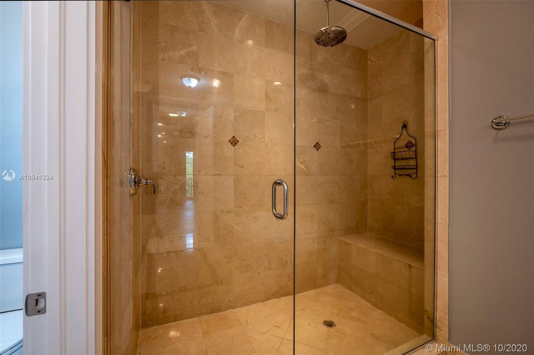 最近租的: $3,200 (3 贝兹, 2 浴室, 2262 平方英尺)