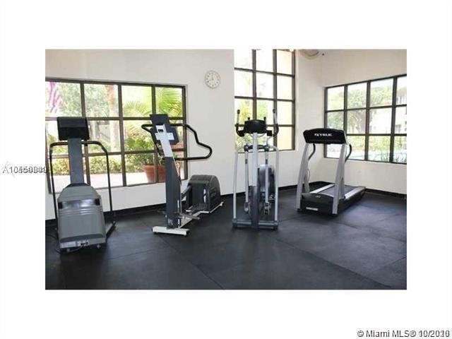 Recently Sold: $135,000 (1 beds, 1 baths, 682 Square Feet)