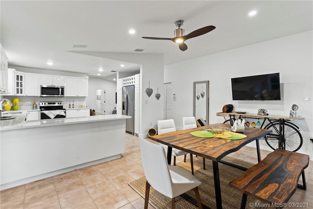 Recently Rented: $8,000 (4 beds, 2 baths, 2168 Square Feet)