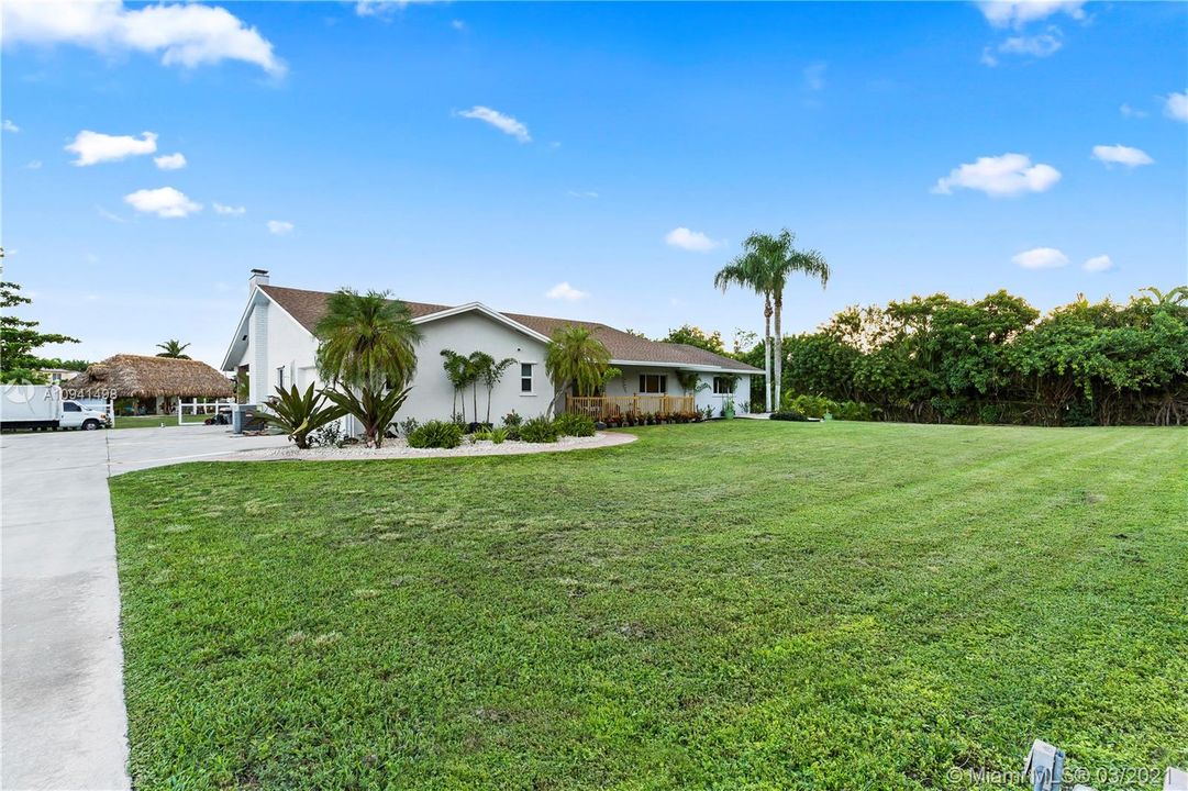 Recently Rented: $8,000 (4 beds, 2 baths, 2168 Square Feet)