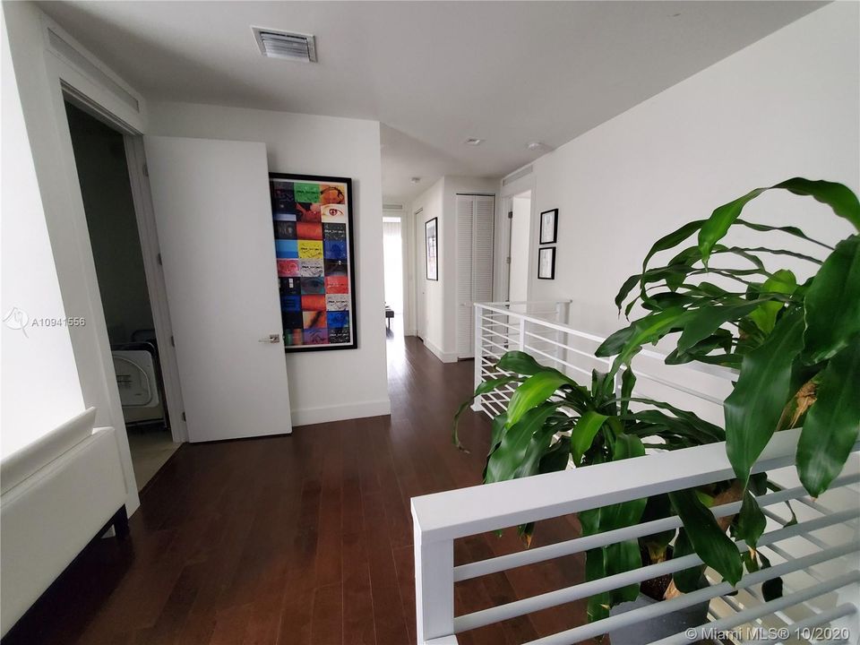 Recientemente alquilado: $6,000 (5 camas, 4 baños, 3292 Pies cuadrados)