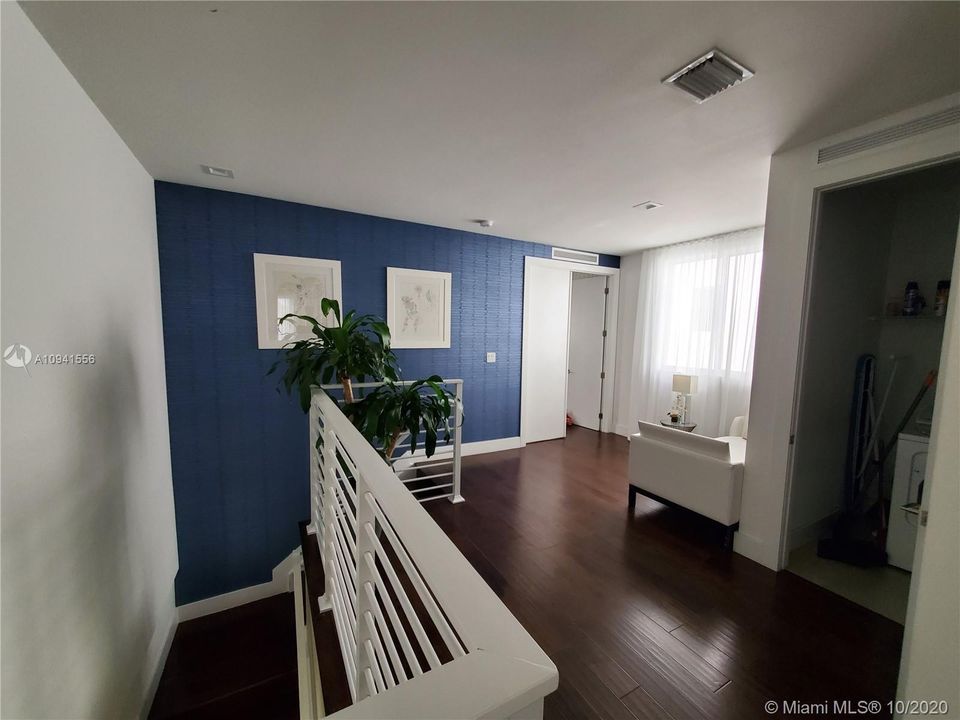 Recientemente alquilado: $6,000 (5 camas, 4 baños, 3292 Pies cuadrados)