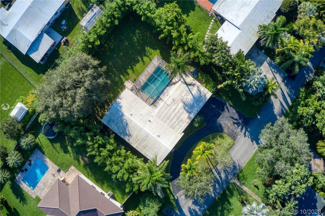 Недавно продано: $425,000 (3 спален, 2 ванн, 1484 Квадратных фут)