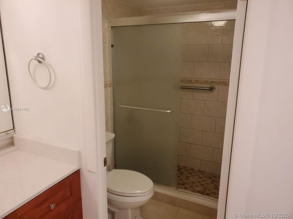 Vendido Recientemente: $129,900 (1 camas, 1 baños, 952 Pies cuadrados)