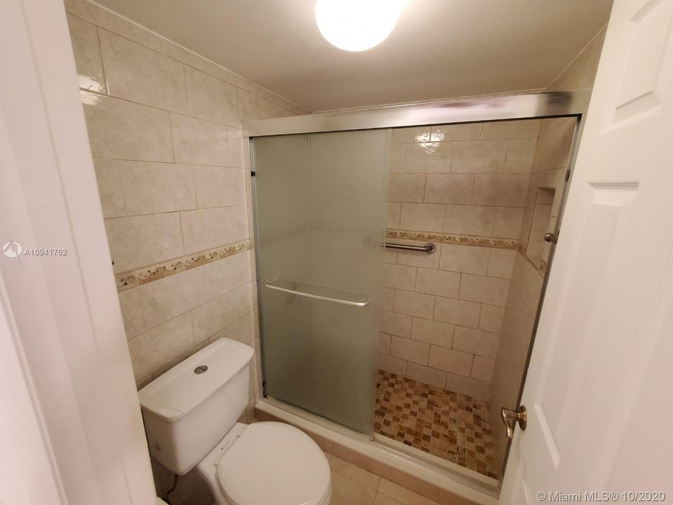 Vendido Recientemente: $129,900 (1 camas, 1 baños, 952 Pies cuadrados)