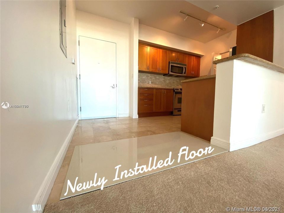 Recently Rented: $2,600 (2 beds, 2 baths, 1081 Square Feet)