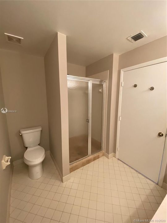 Vendido Recientemente: $354,995 (3 camas, 2 baños, 0 Pies cuadrados)
