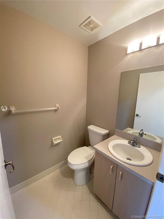 Vendido Recientemente: $354,995 (3 camas, 2 baños, 0 Pies cuadrados)