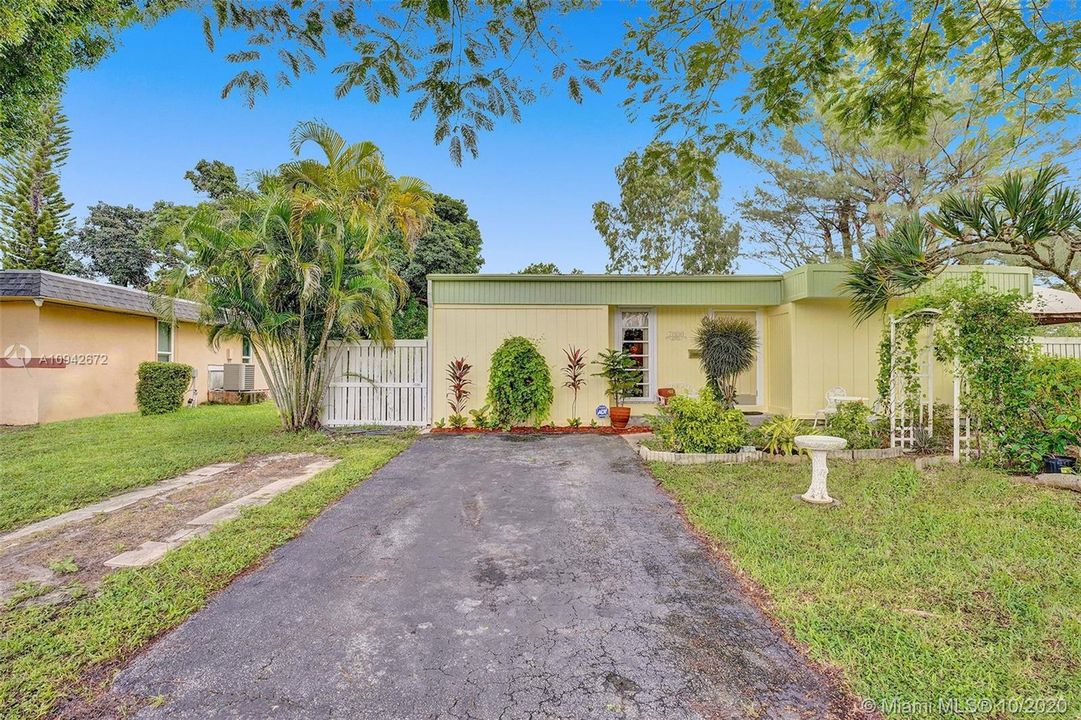 Vendido Recientemente: $230,000 (3 camas, 1 baños, 1320 Pies cuadrados)