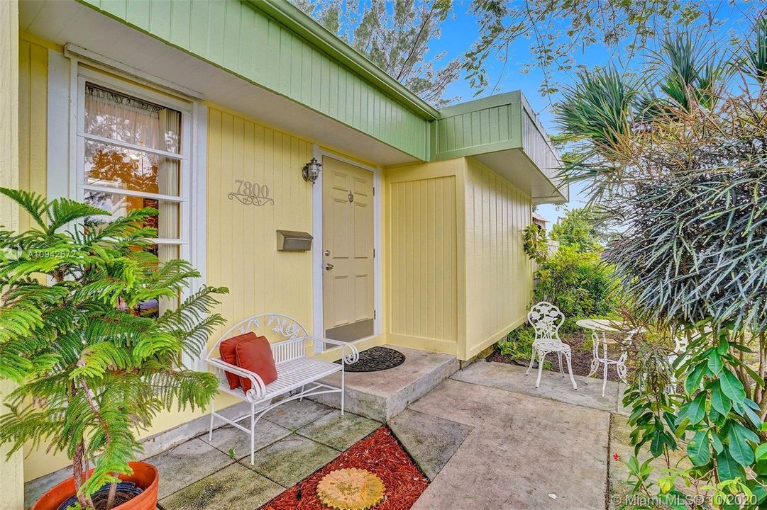 Vendido Recientemente: $230,000 (3 camas, 1 baños, 1320 Pies cuadrados)