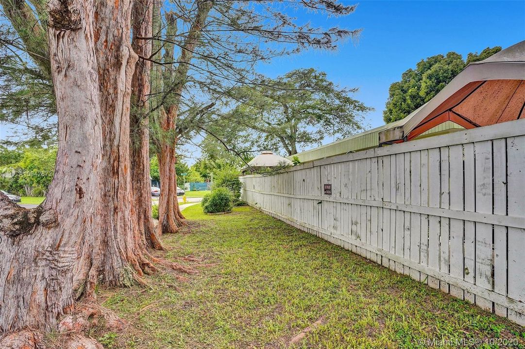 Vendido Recientemente: $230,000 (3 camas, 1 baños, 1320 Pies cuadrados)