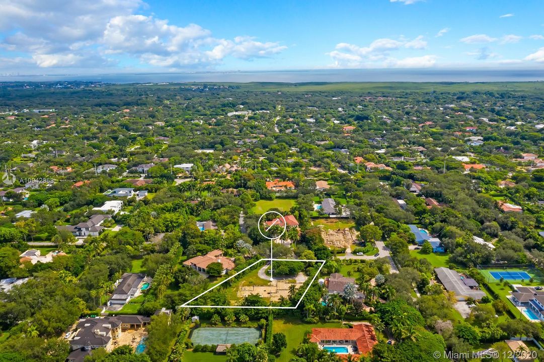 Recently Sold: $1,399,000 (0.98 acres)