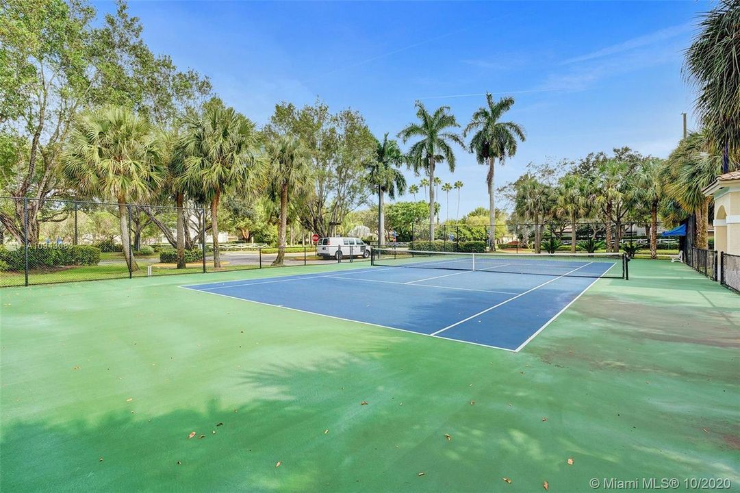 Common area, tennis court.