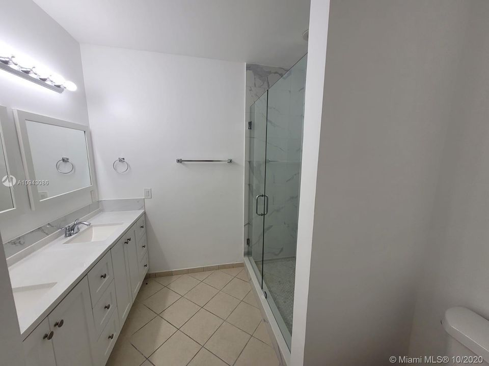 Недавно арендовано: $3,900 (6 спален, 3 ванн, 3148 Квадратных фут)
