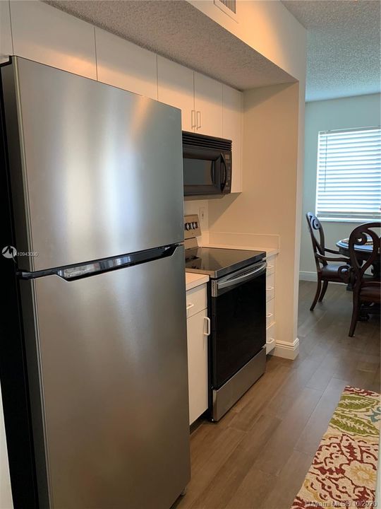 Recently Rented: $1,500 (1 beds, 1 baths, 867 Square Feet)