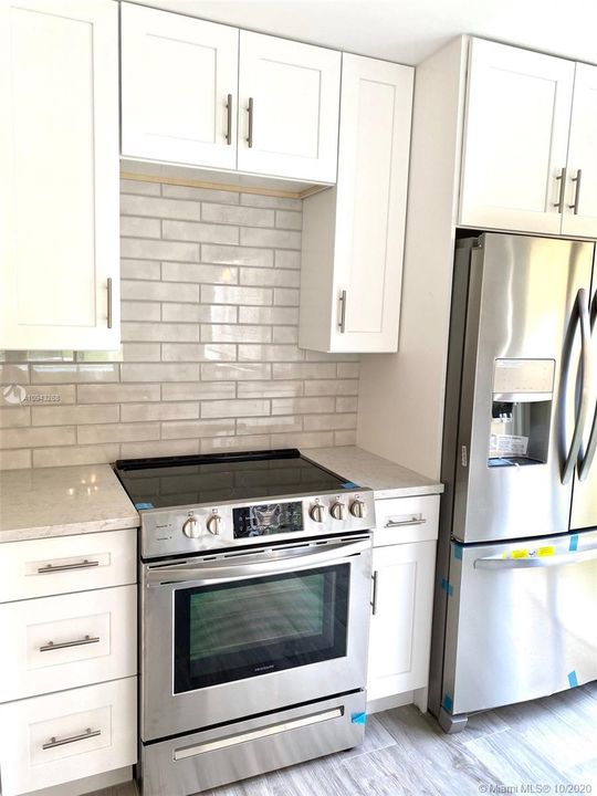 Vendido Recientemente: $514,999 (3 camas, 2 baños, 1941 Pies cuadrados)
