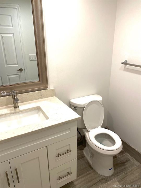 Vendido Recientemente: $514,999 (3 camas, 2 baños, 1941 Pies cuadrados)