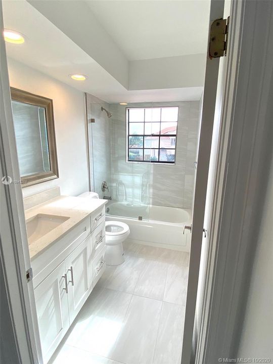 Vendido Recientemente: $514,999 (3 camas, 2 baños, 1941 Pies cuadrados)
