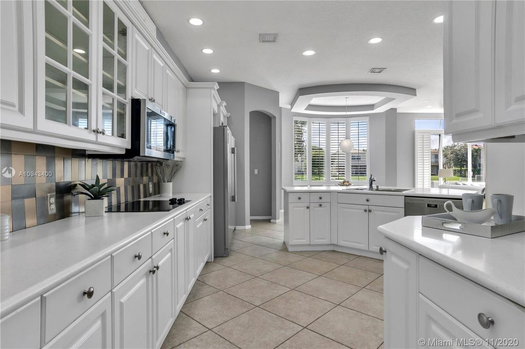 Recently Rented: $4,950 (5 beds, 4 baths, 3612 Square Feet)