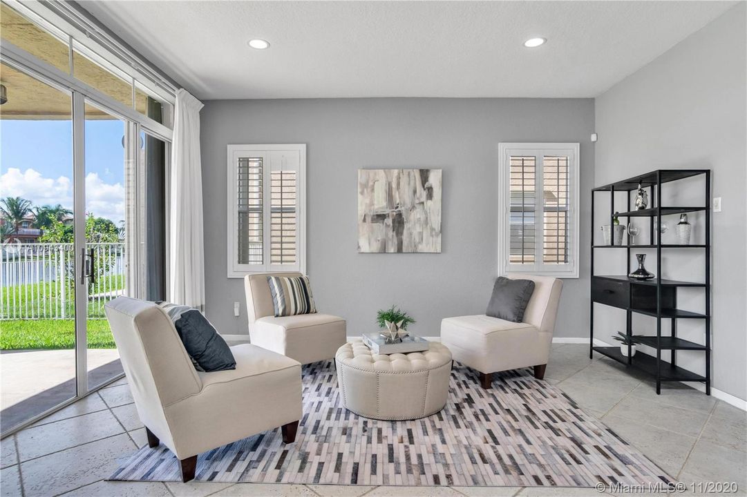 Recently Rented: $4,950 (5 beds, 4 baths, 3612 Square Feet)
