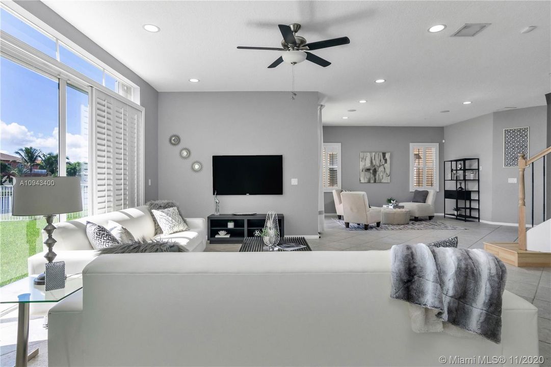 Recently Rented: $4,950 (5 beds, 4 baths, 3612 Square Feet)