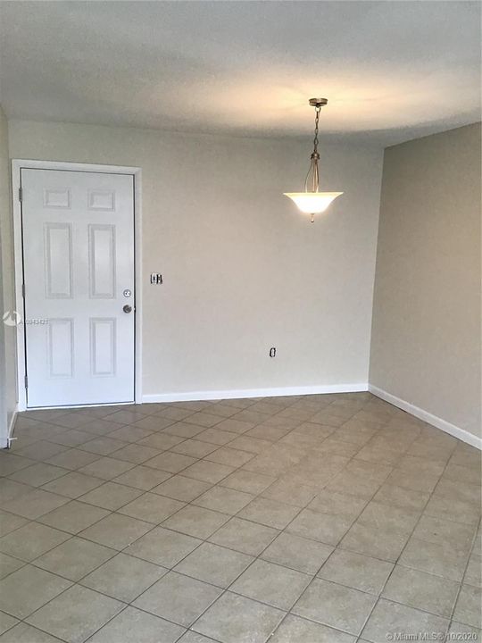 Recently Sold: $50,000 (1 beds, 1 baths, 806 Square Feet)